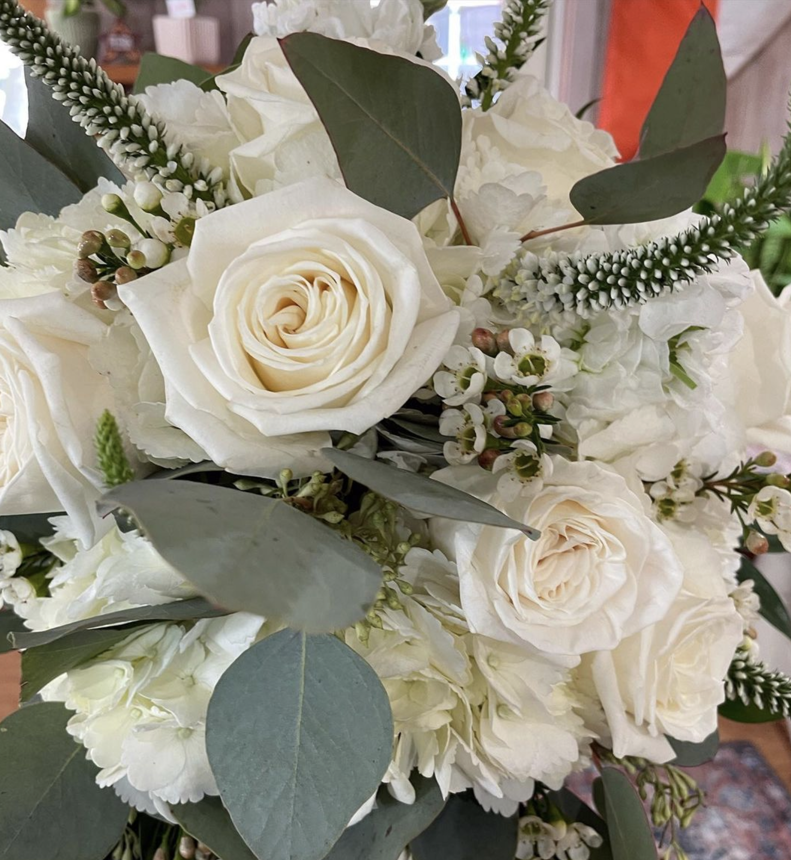 Custom Arrangments offering